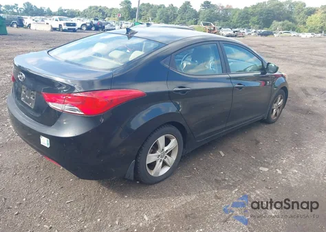 2012 Hyundai Elantra Gls z USA, uszkodzony, nr VIN 5NPDH4AE5CH131864